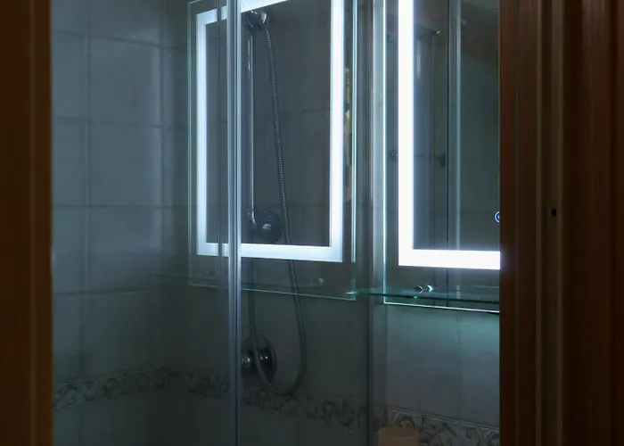 Flora شقة فندقية بومبيي