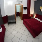Lejlighedshotel Flora 3*