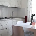 Lejlighedshotel Flora 3*