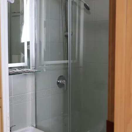 Aparthotel Villa Flora 3*
