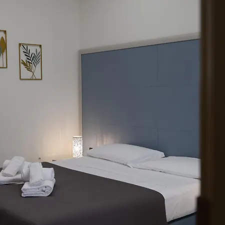 Villa Flora Aparthotel