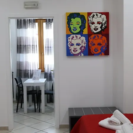 Villa Flora Aparthotel
