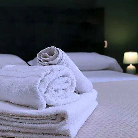 Aparthotel Villa Flora 3*