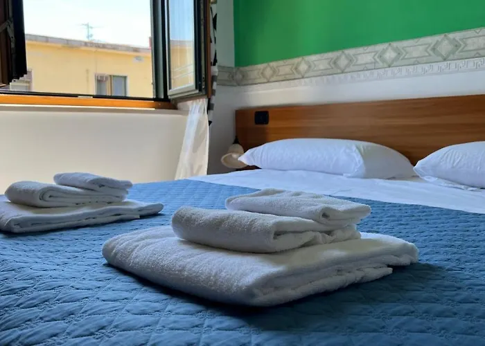 Aparthotel Villa Flora 3*