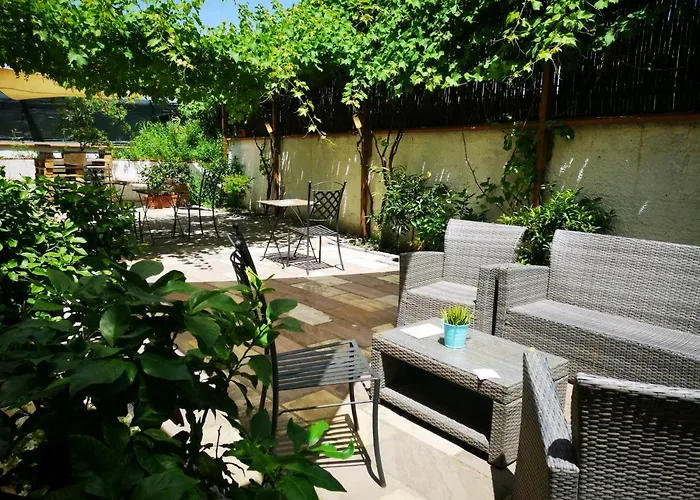 Villa Flora Aparthotel Pompei